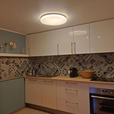 Appartement Cosy 2/4 Personnes La Roquebrussanne Extérieur photo