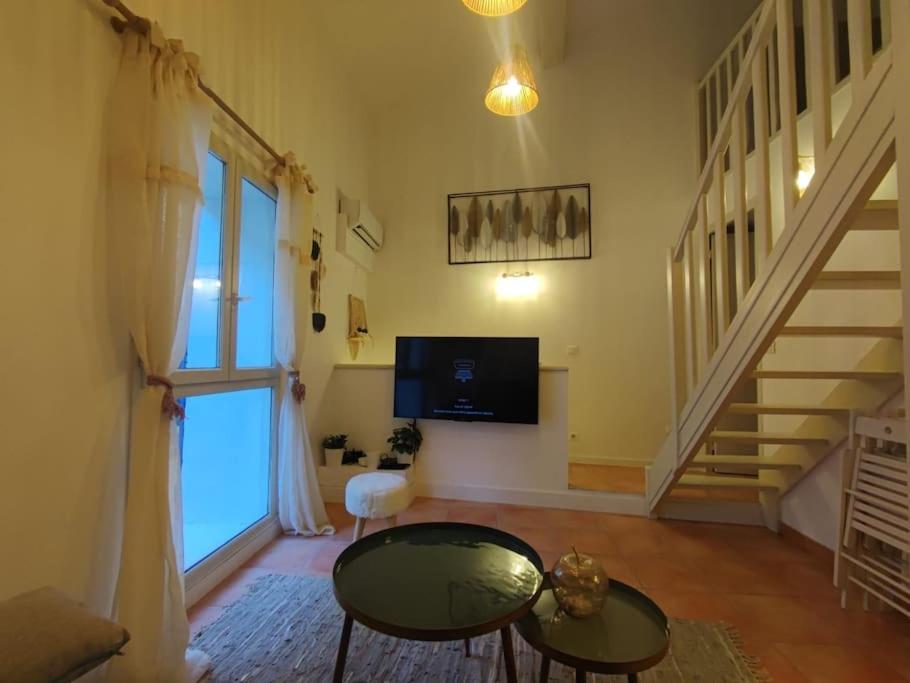 Appartement Cosy 2/4 Personnes La Roquebrussanne Extérieur photo